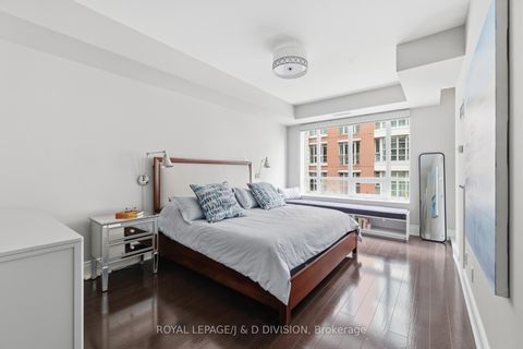 Photo 14 at 401 - 55 Delisle Avenue, St. Clair, Toronto