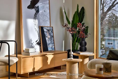 Photo 3 at PH 2 - 225 Brunswick Avenue, University, Toronto