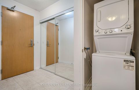 Photo 15 at 517 - 509 Beecroft Road, Willowdale West, Toronto