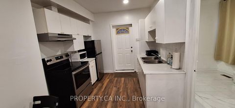 Photo 3 at 123 Barton Avenue, Annex, Toronto