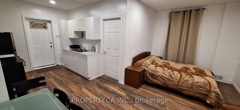 Photo 4 at 123 Barton Avenue, Annex, Toronto