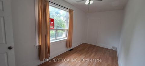 Photo 11 at 123 Barton Avenue, Annex, Toronto