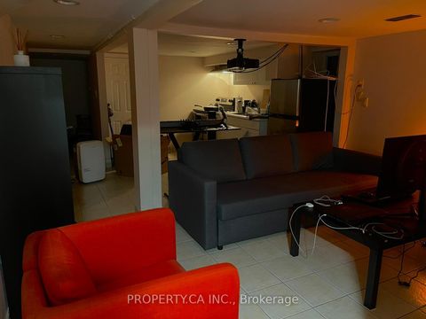 Photo 23 at 123 Barton Avenue, Annex, Toronto