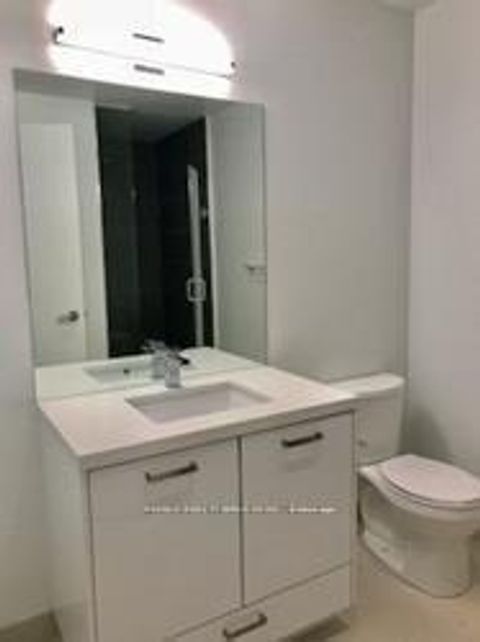 Photo 6 at 205 - 608 Richmond Street W, Waterfront Communities C1, Toronto