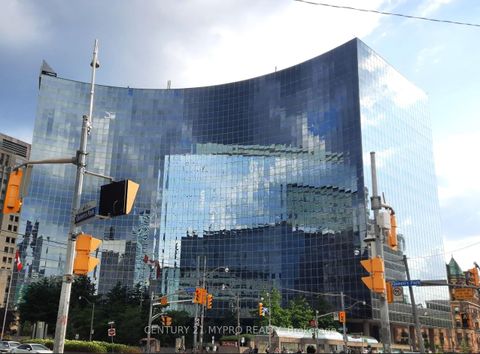 Photo 12 at HSC 107 - 700 University Avenue, Chinatown, Toronto