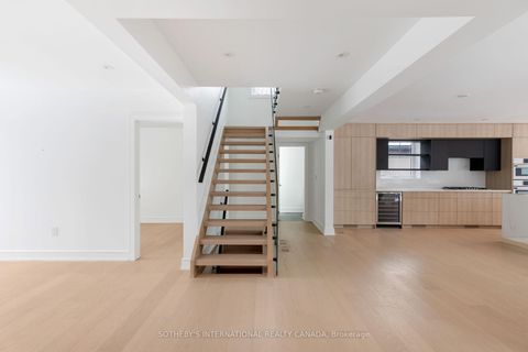 Photo 2 at 159 Humbervale Boulevard, Queensway, Toronto