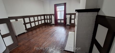 Photo 6 at 4 Glenhurst Avenue, Oakwood Village, Toronto