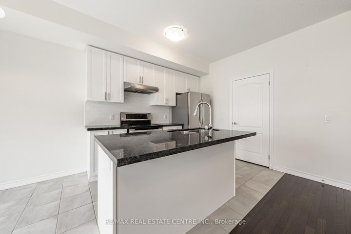 Photo 6 at 391 Athabasca Common, JM Joshua Meadows, Oakville