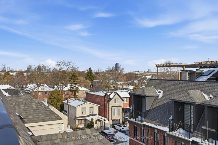 Photo 33 at 57 - 75 Elder Avenue, Long Branch, Toronto