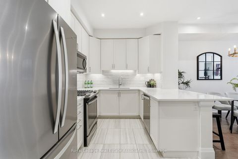 Photo 5 at 57 - 75 Elder Avenue, Long Branch, Toronto