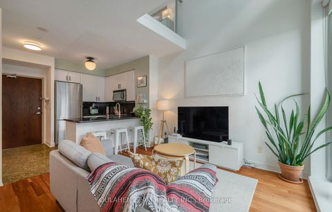 Photo 8 at 909 - 1 Avondale Avenue, Willowdale East, Toronto