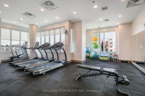 Photo 24 at 909 - 1 Avondale Avenue, Willowdale East, Toronto