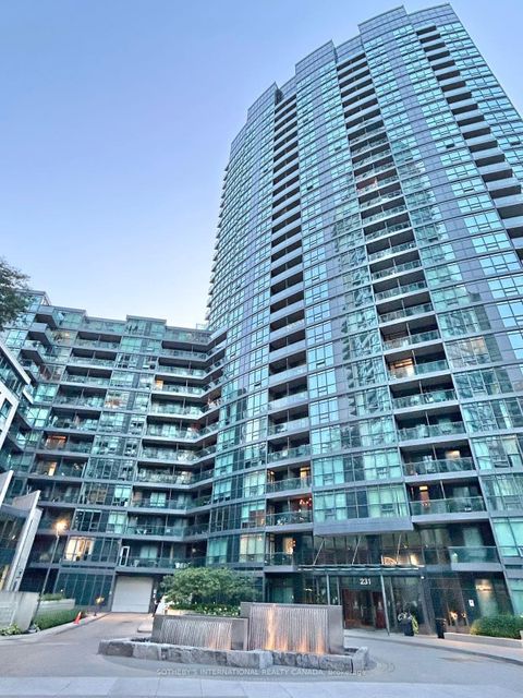 Photo 1 at 537 - 231 Fort York Boulevard, Niagara, Toronto