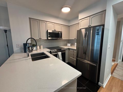 Photo 6 at 537 - 231 Fort York Boulevard, Niagara, Toronto