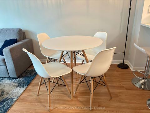 Photo 12 at 537 - 231 Fort York Boulevard, Niagara, Toronto