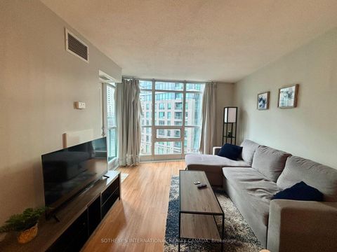 Photo 16 at 537 - 231 Fort York Boulevard, Niagara, Toronto