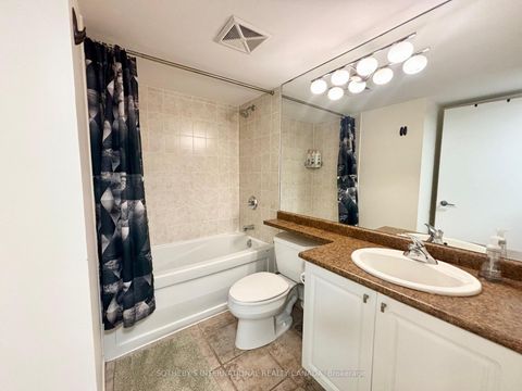 Photo 22 at 537 - 231 Fort York Boulevard, Niagara, Toronto