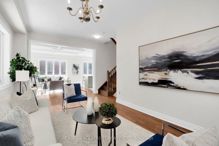 Photo 3 at 58 Claremont Drive N, Wellington North, Brampton