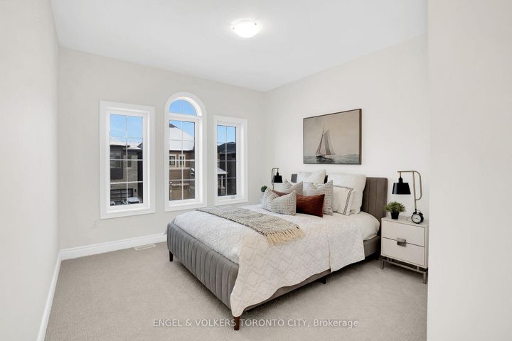 Photo 17 at 58 Claremont Drive N, Wellington North, Brampton