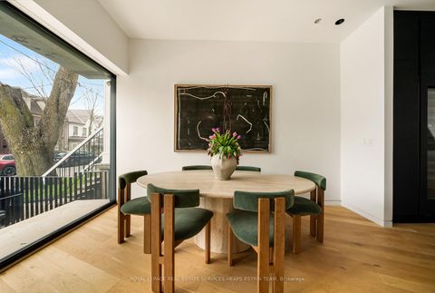 Photo 3 at 44 Foxley Street, Bellwoods, Toronto