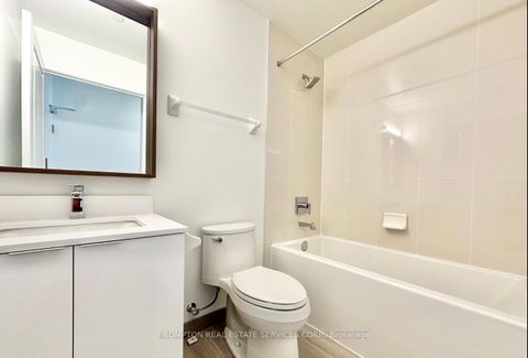 Photo 11 at 1116 - 543 Richmond Street, Waterfront Communities C1, Toronto