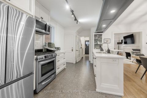 Photo 3 at 336 Arlington Avenue, Cedarvale, Toronto