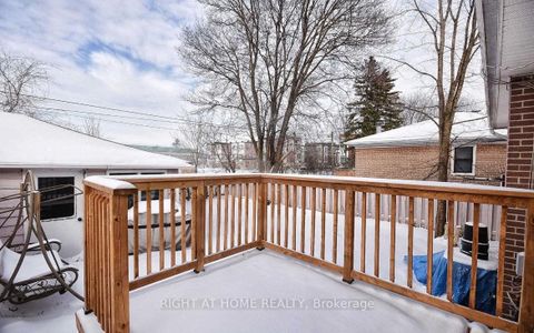 Photo 14 at 513 Lynett Crescent, Crosby, Richmond Hill