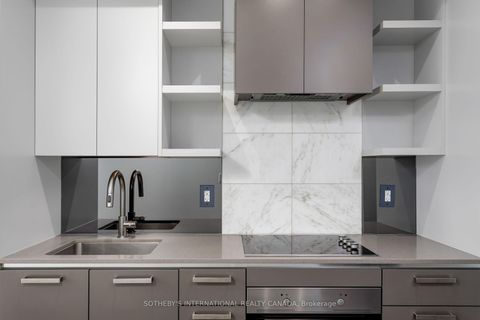 Photo 5 at 716 - 1830 Bloor Street W, High Park North, Toronto