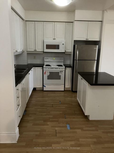 Photo 1 at 3002 - 3880 DUKE OF YORK BLVD Boulevard, City Centre, Mississauga