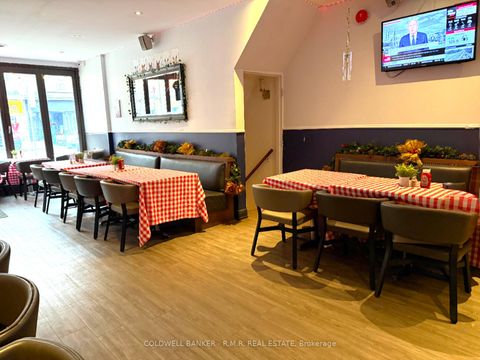 Photo 9 at 390 Roncesvalles Avenue, Swansea, Toronto