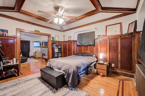Photo 4 at 7 Linnsmore Crescent, East York, Toronto