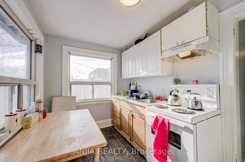 Photo 9 at 7 Linnsmore Crescent, East York, Toronto