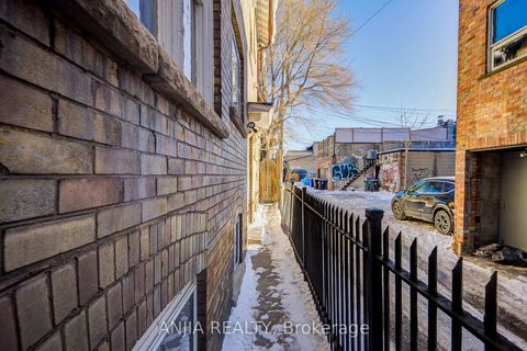 Photo 20 at 7 Linnsmore Crescent, East York, Toronto