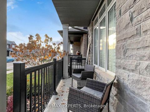 Photo 2 at 1002 Cole Street, Alcona, Innisfil