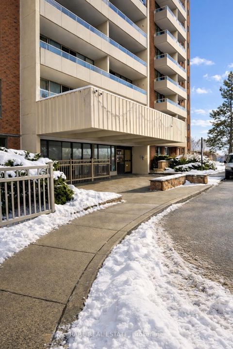Photo 21 at Unit #104 - 19 Four Winds Drive, York University Heights, Toronto