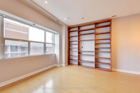 Photo 8 at 801 - 700 King Street W, Niagara, Toronto