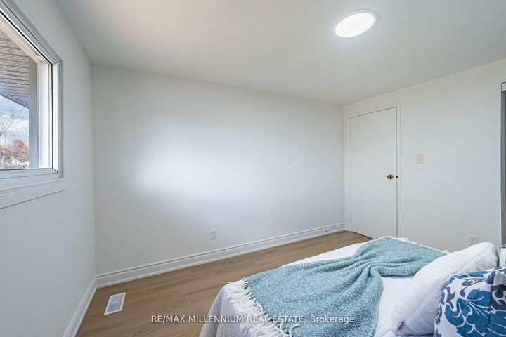 Photo 25 at 985 Central Park Boulevard N, Centennial, Oshawa