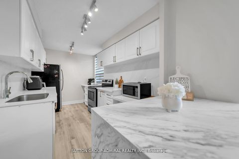 Photo 11 at 808 - 5 Old Sheppard Avenue, Pleasant View, Toronto