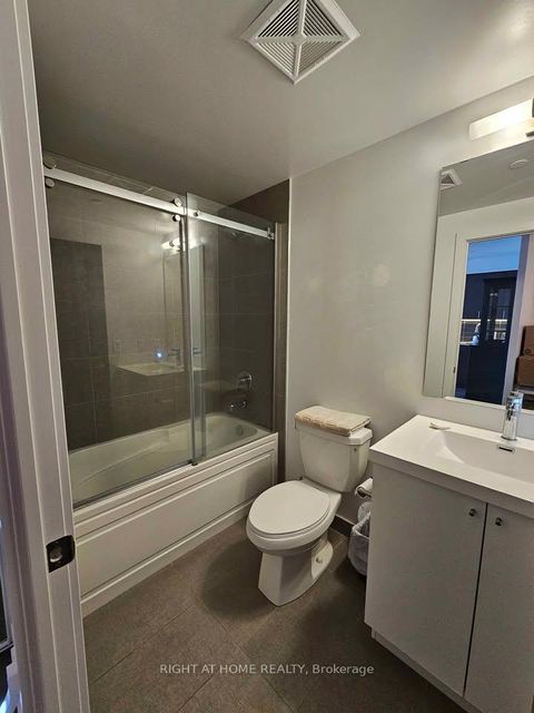 Photo 11 at 1713 - 2550 Simcoe Street N, Windfields, Oshawa