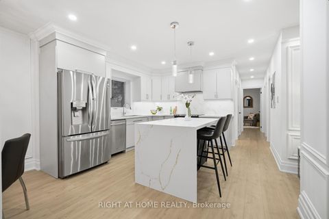 Photo 1 at 162 Tower Drive, Maryvale, Toronto