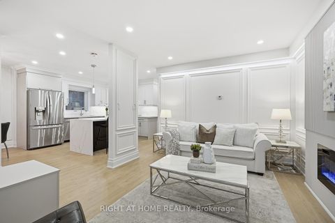 Photo 9 at 162 Tower Drive, Maryvale, Toronto