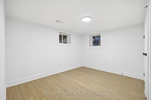 Photo 31 at 162 Tower Drive, Maryvale, Toronto