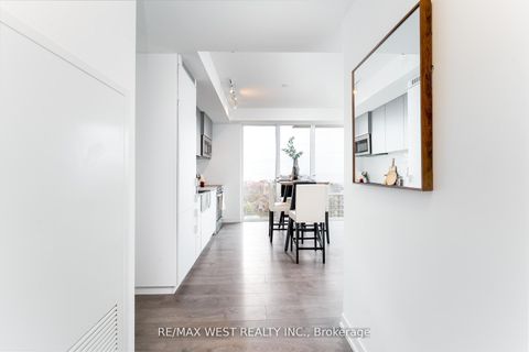 Photo 10 at 1207 - 270 Dufferin Street W, South Parkdale, Toronto