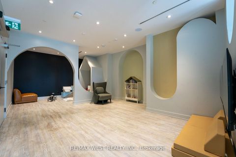 Photo 33 at 1207 - 270 Dufferin Street W, South Parkdale, Toronto