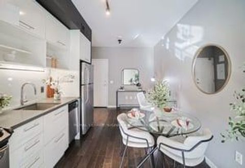 Photo 3 at 308 - 51 Trolley Crescent, Moss Park, Toronto