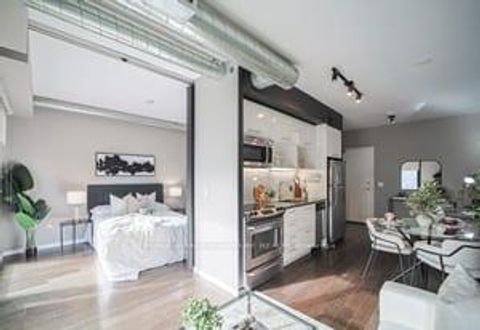 Photo 6 at 308 - 51 Trolley Crescent, Moss Park, Toronto