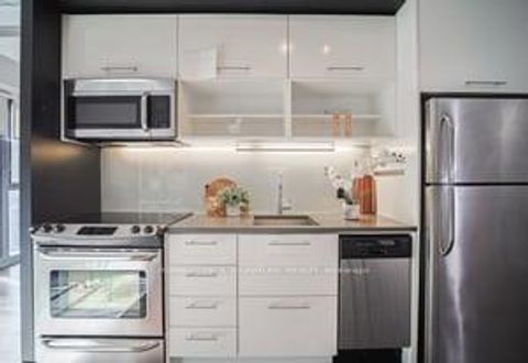 Photo 7 at 308 - 51 Trolley Crescent, Moss Park, Toronto