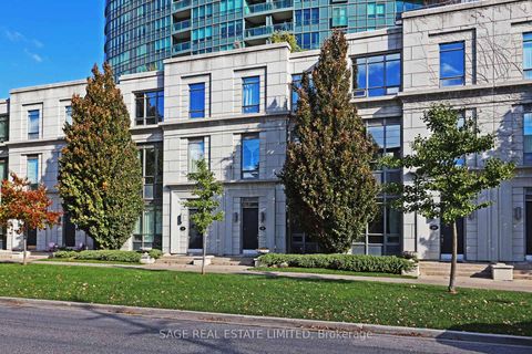 Photo 1 at TH#31 - 25 Greenview Avenue, Newtonbrook West, Toronto