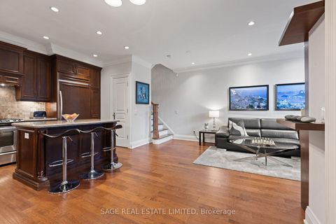Photo 7 at TH#31 - 25 Greenview Avenue, Newtonbrook West, Toronto