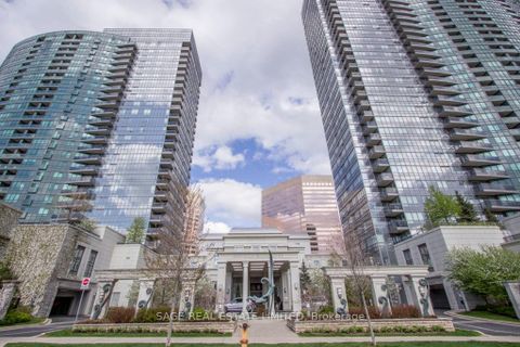 Photo 32 at TH#31 - 25 Greenview Avenue, Newtonbrook West, Toronto